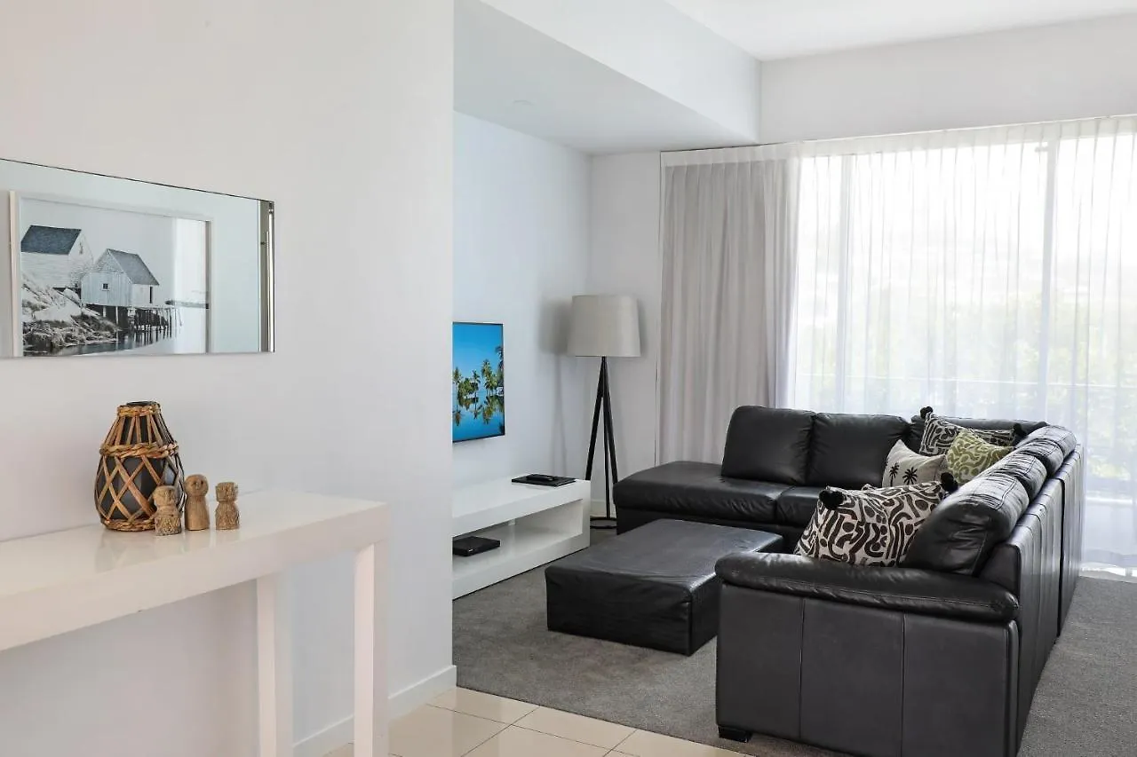 Element On Coolum Beachfront Sunshine Coast Апарт-отель