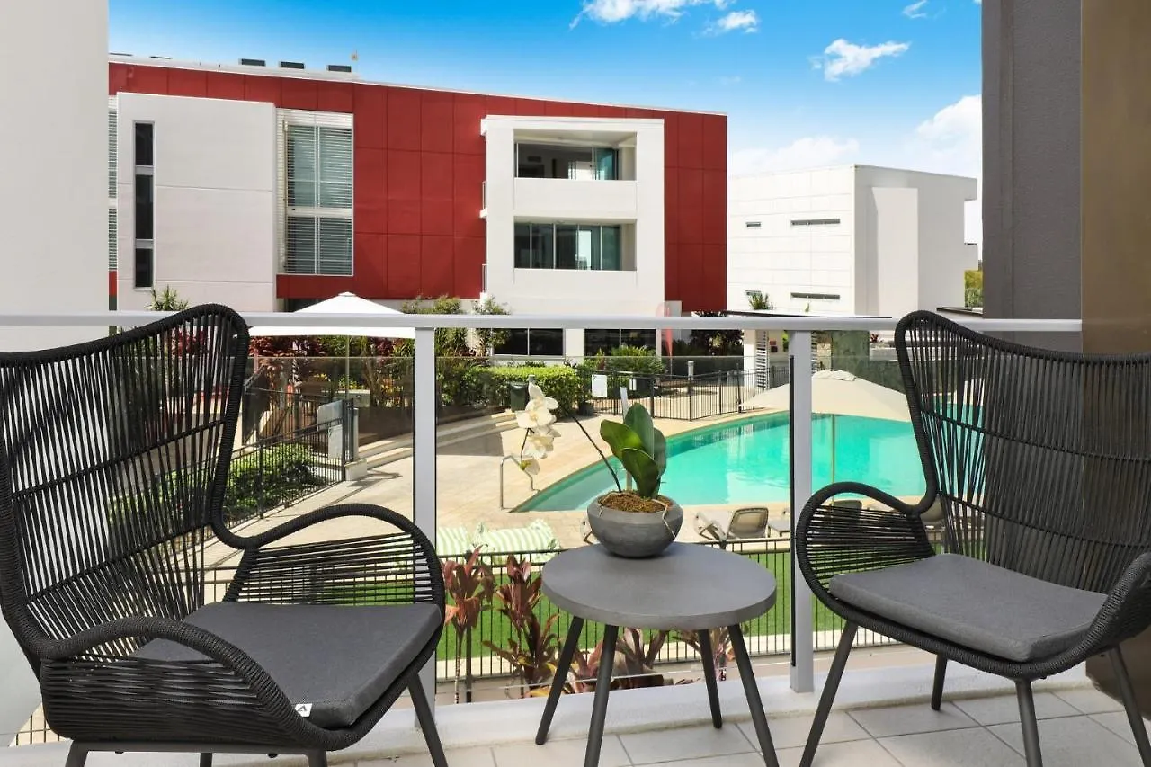 Апарт-отель Element On Coolum Beachfront Sunshine Coast
