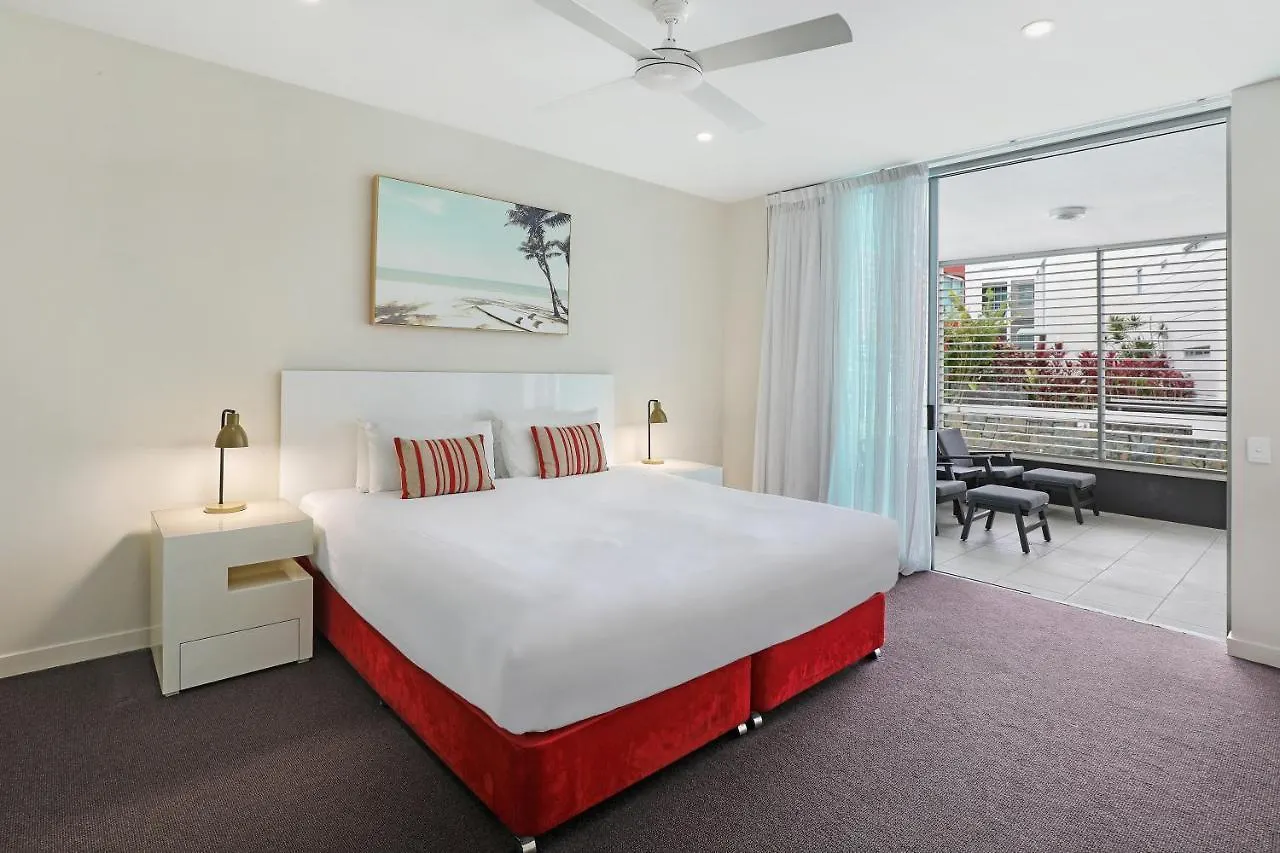 Element On Coolum Beachfront Sunshine Coast Апарт-отель