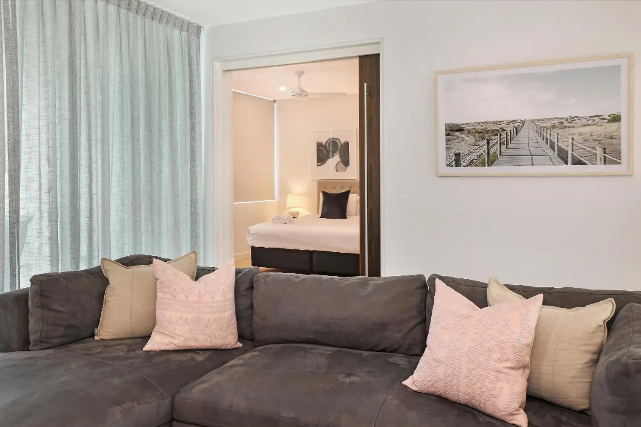شقة فندقية Element On Coolum Beachfront Sunshine Coast