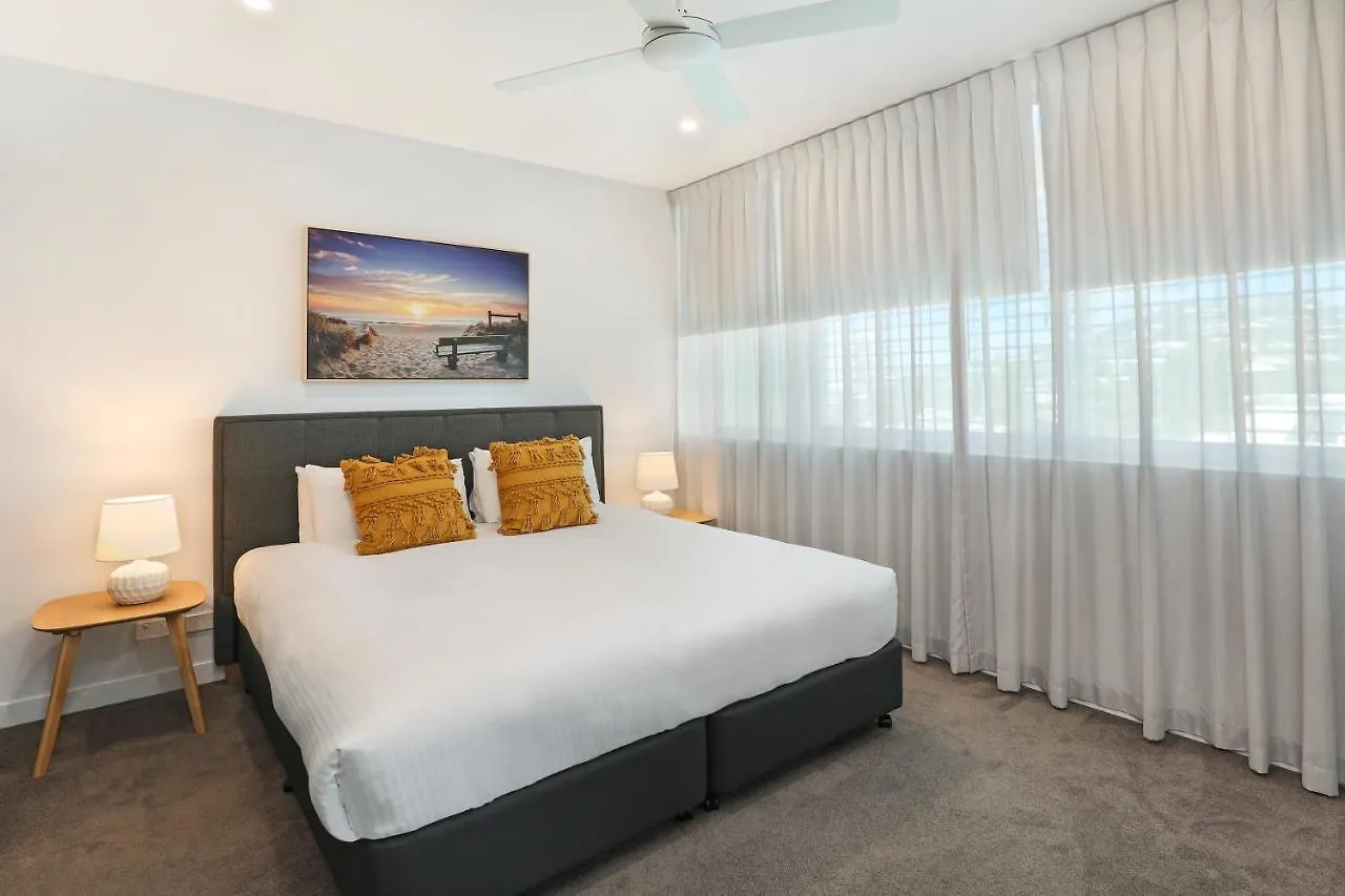Element On Coolum Beachfront Sunshine Coast 4*,